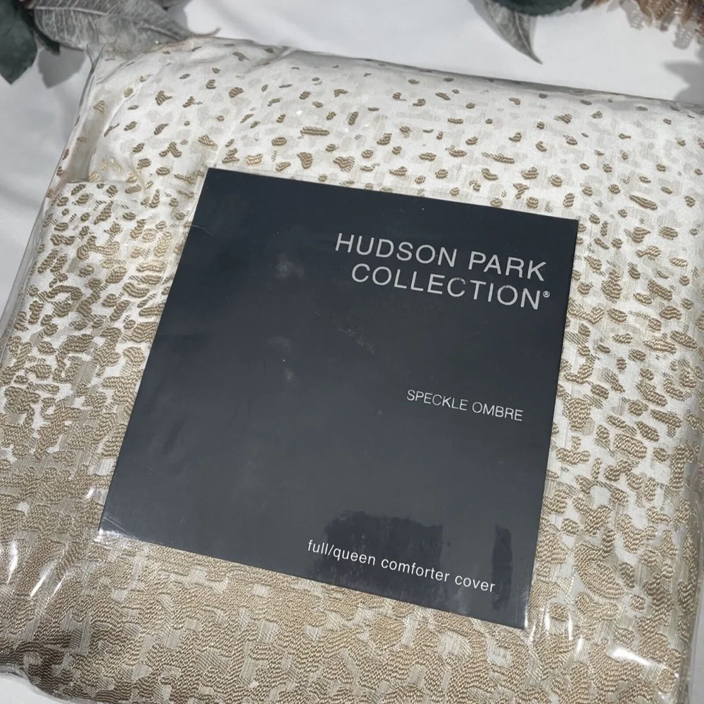 NIB $400 [ Full / Queen ] Duvet Cover for Hudson Park Speckle Ombre‎